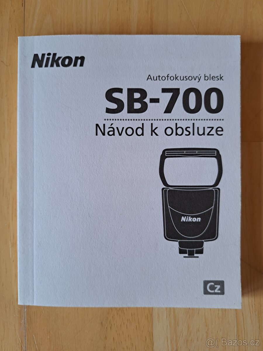 Nikon blesk SB-700 - 9