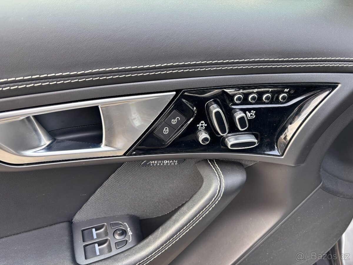 Jaguar F-Type R 5,0,405kw,SERVIS,37tkm,3/2016 - 9