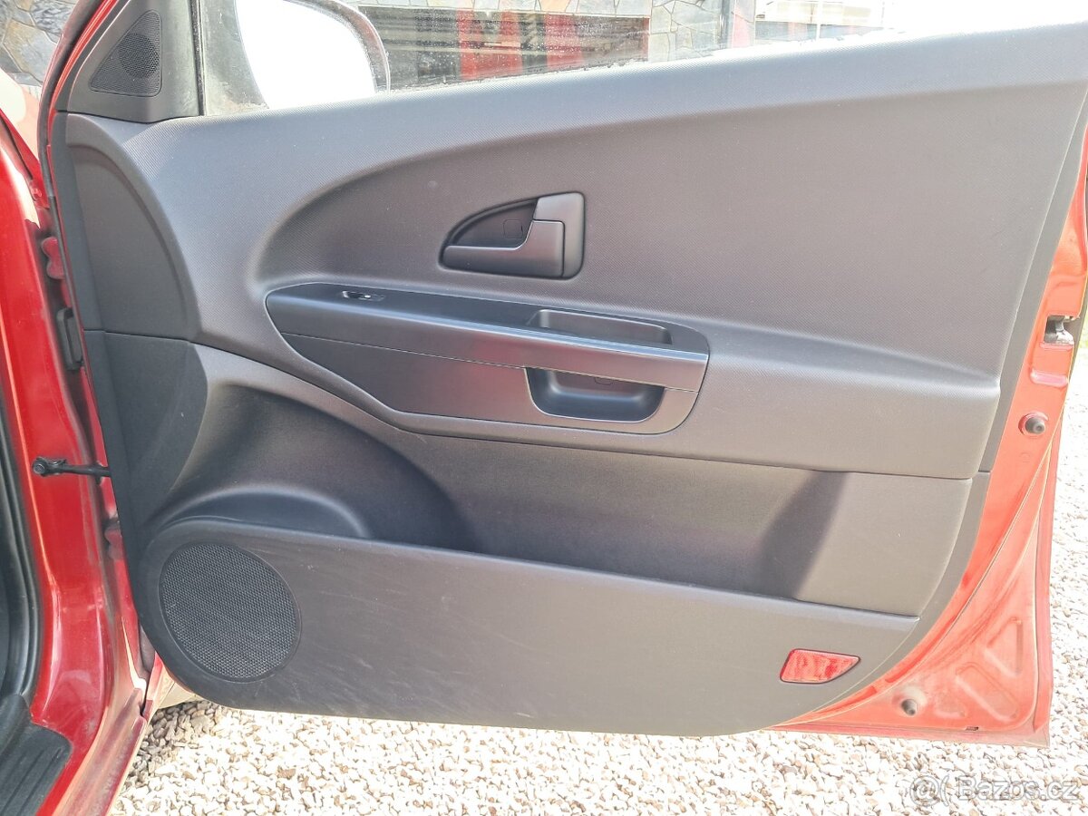 Kia Ceed 1.4 66 kW, r.v. 2010 - 9