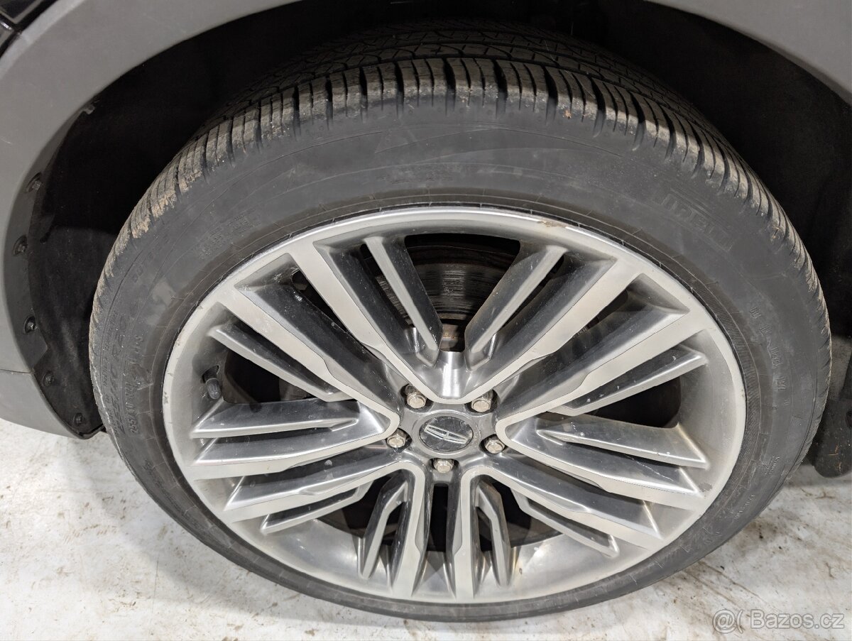 Lincoln MKC 2016 - 9