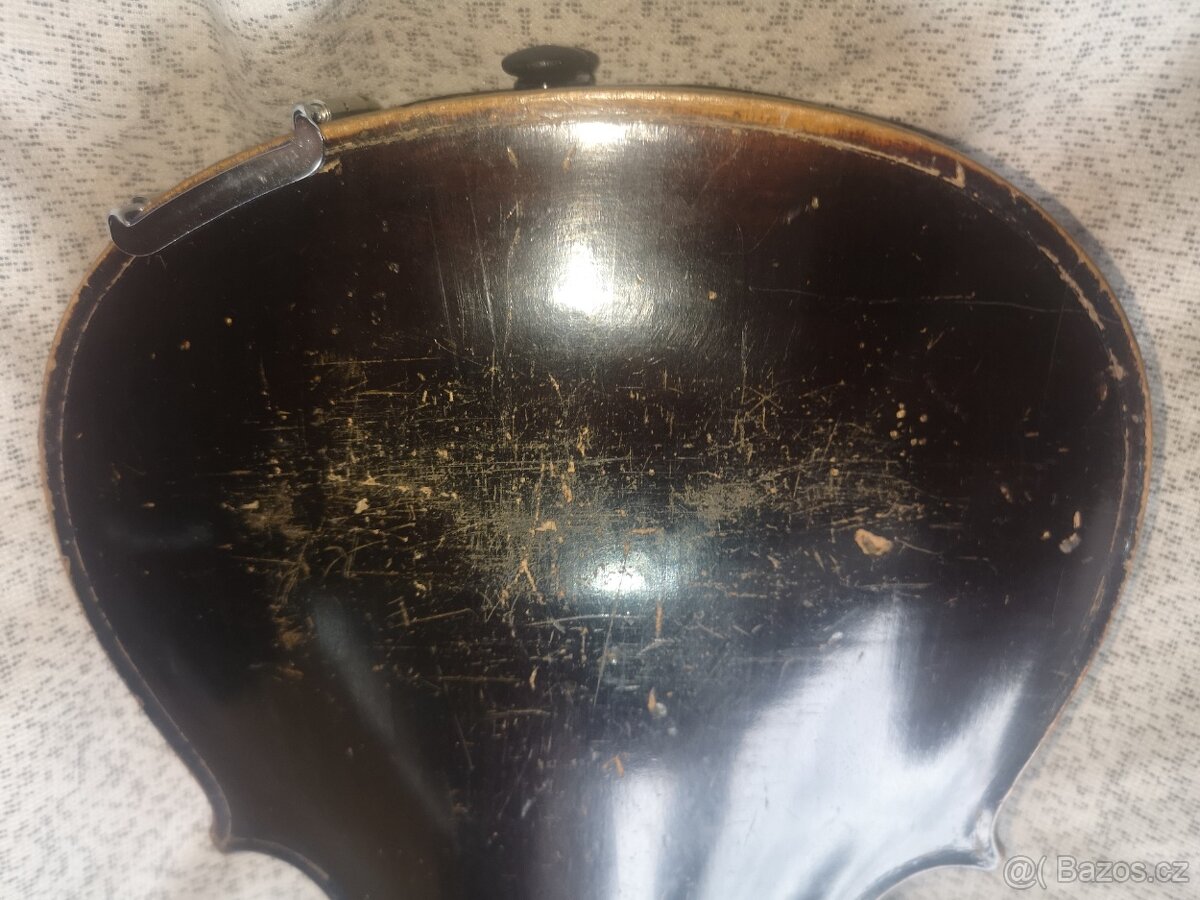 nabízím stoleté černé housle po renovaci - ČTĚTE - 9