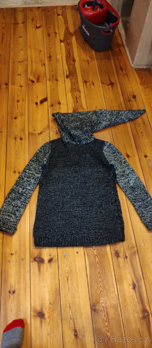 Prodám ručně pletené svetry - 9