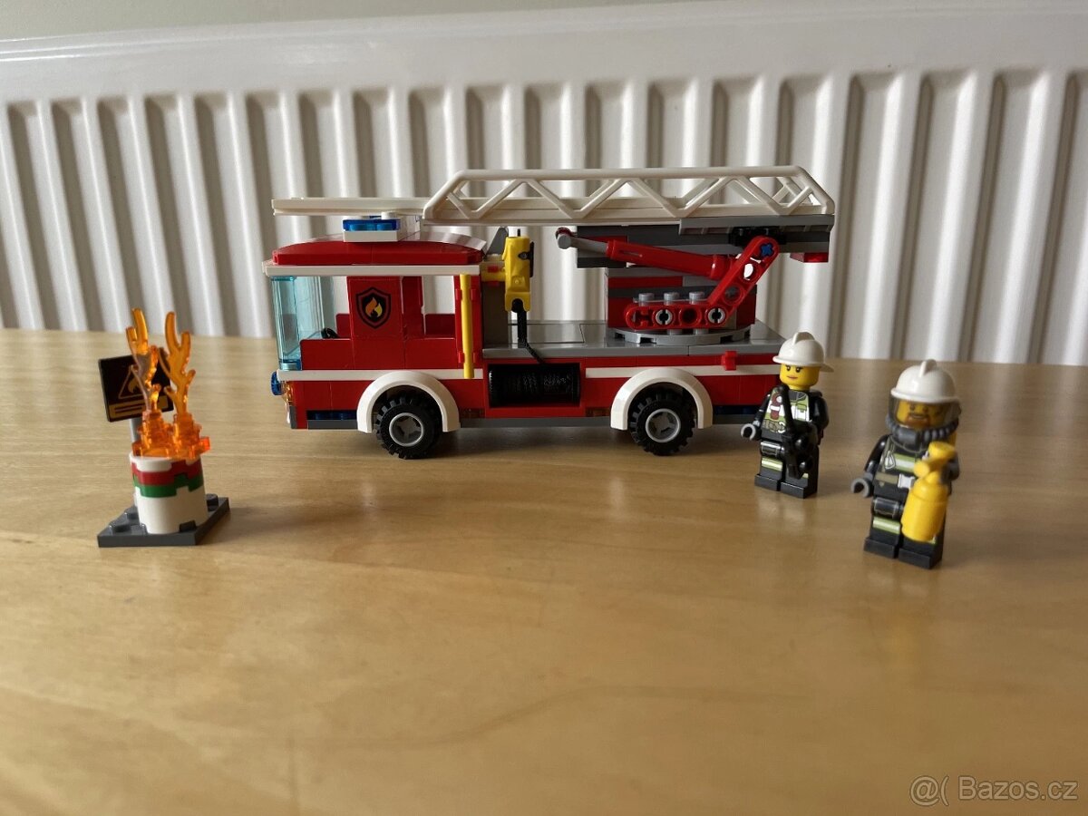 LEGO CITY: Záchrana hasičů v burger baru (60214) - 9