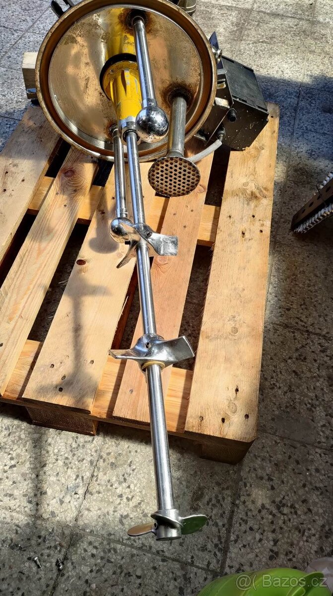 Transportní míchaný zásobník 1000 Ltr - 9