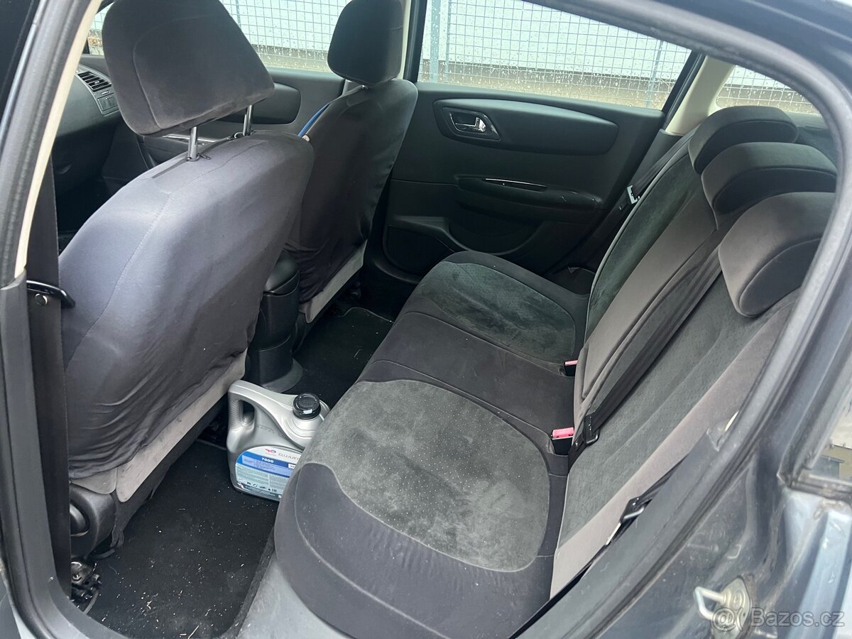 Citroen C4 1.6HDI 80 kW 9HZ - 9