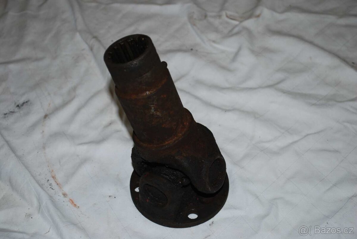 Avia - kardan, křížový čep, křížový kloub - 9