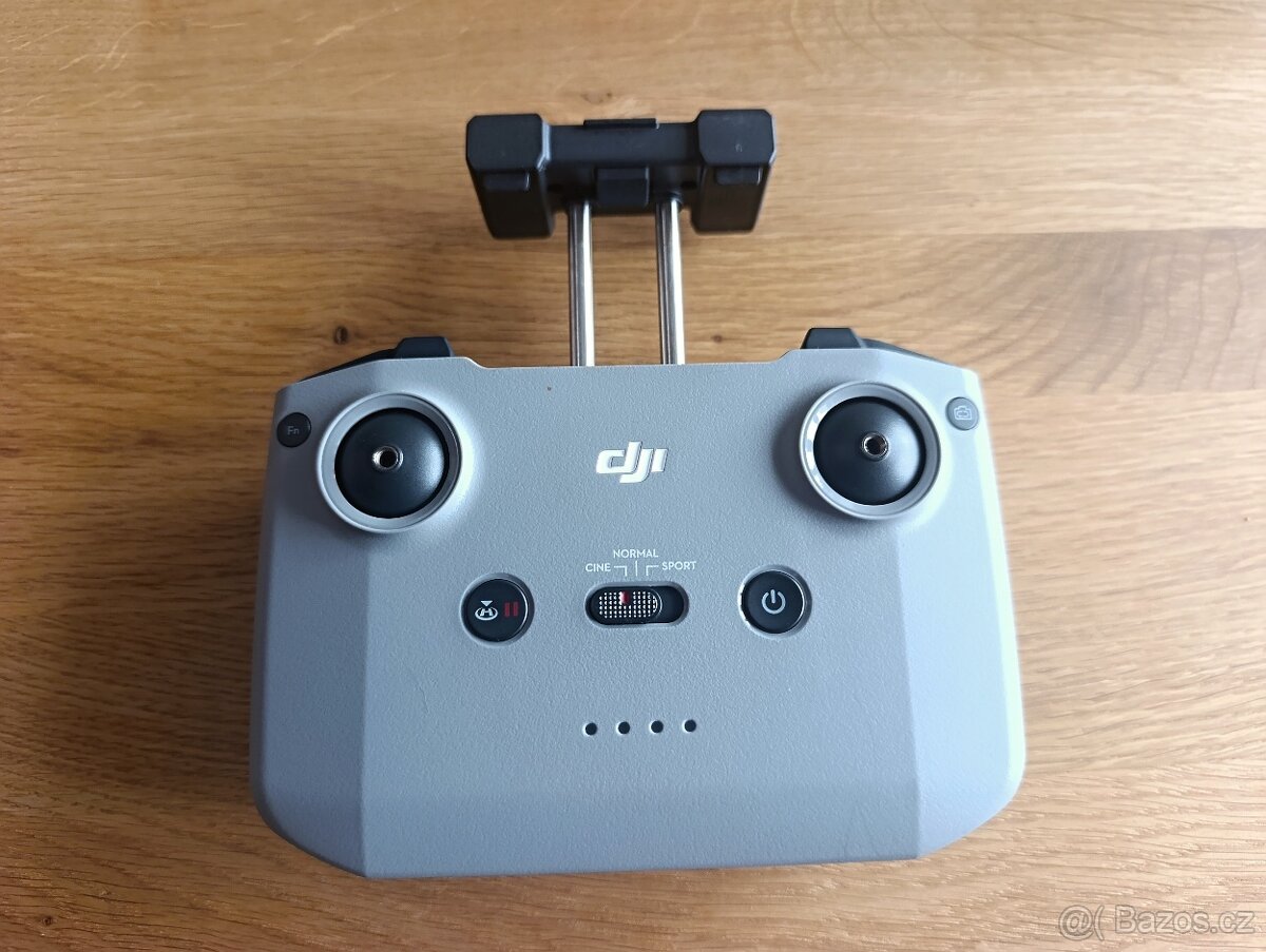 Prodám DJI mini 3 - 9