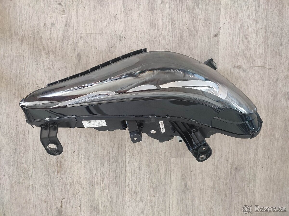 Alfa Romeo Giulia - světlomet 50547580,50547569 - 9