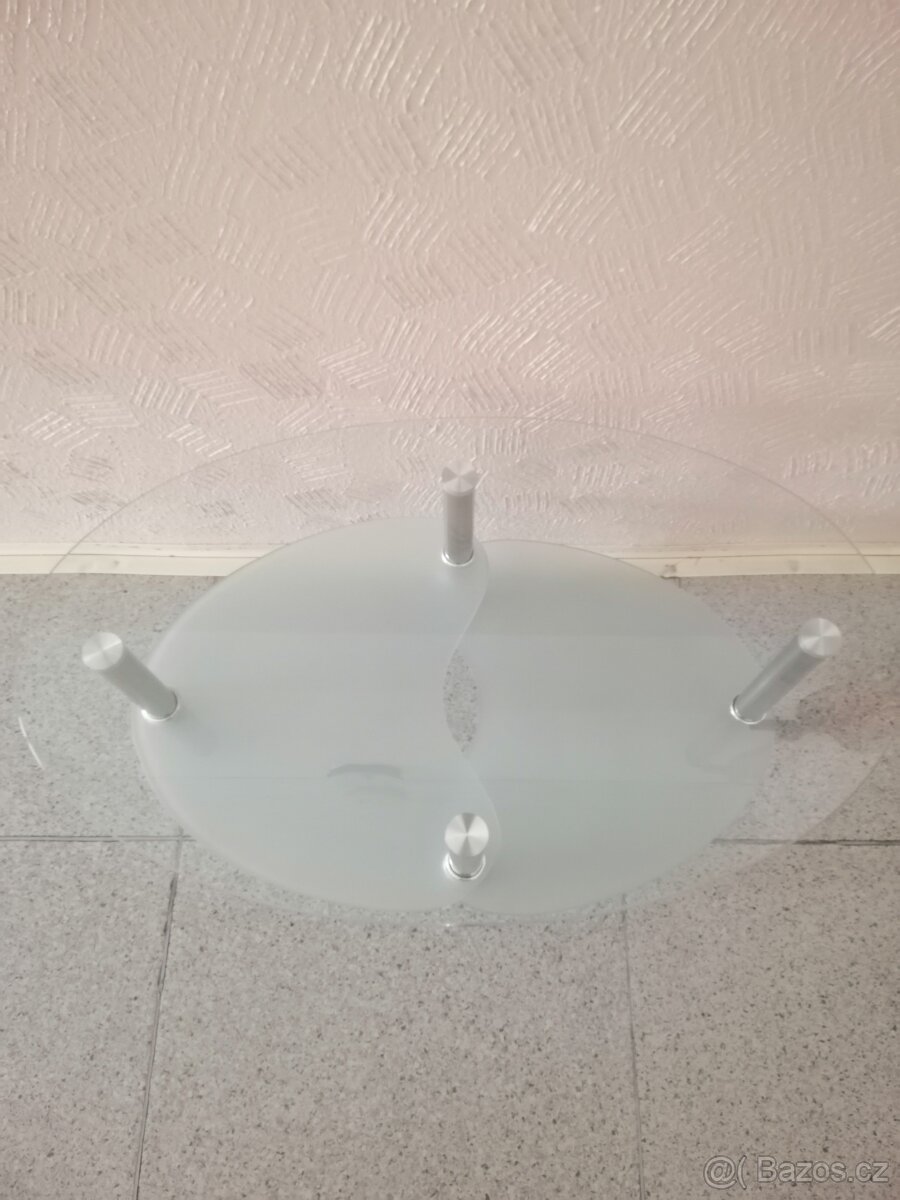 Konferenční stolek - 9