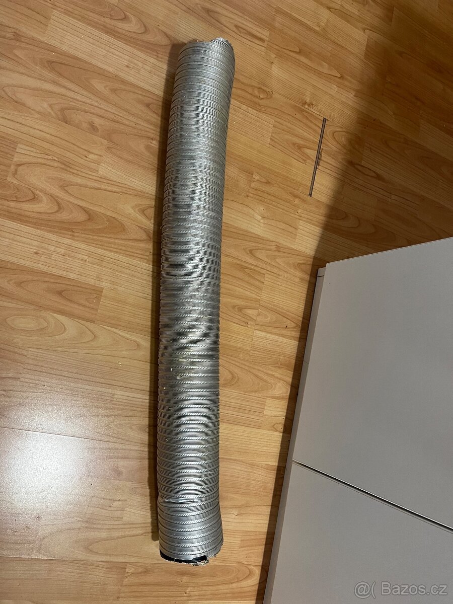 Klec se skleněným dnem - 9