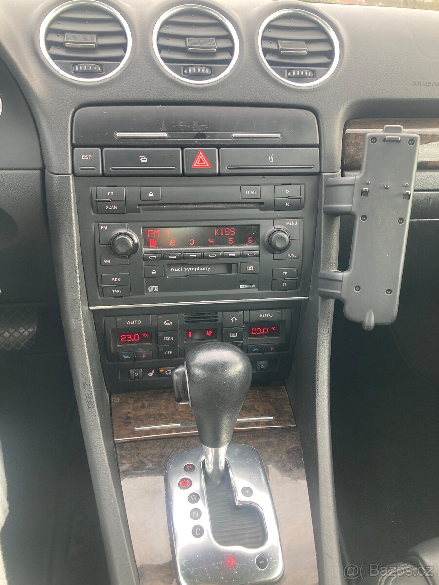 Audi a4 cabrio 2,4 v6 - 9