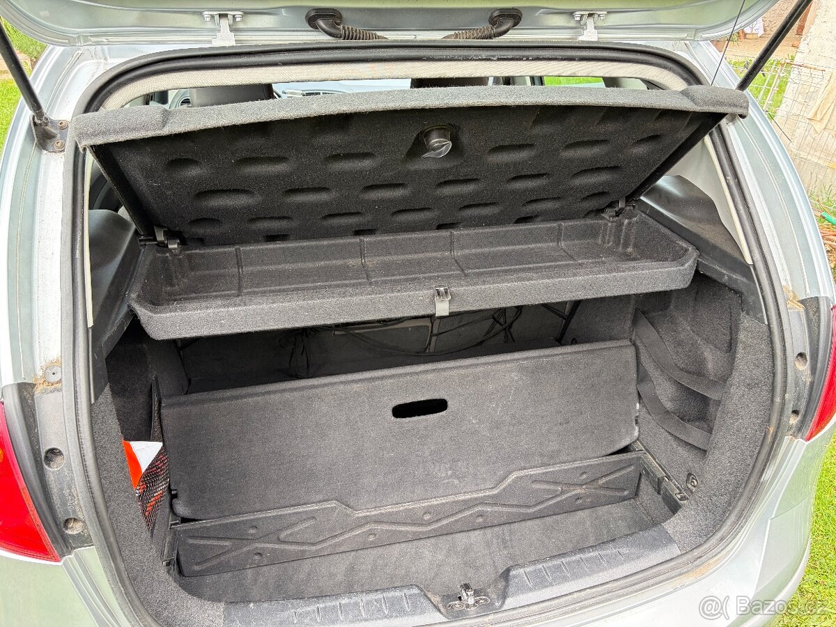 Altea 1.6 75kW, tempomat - 9
