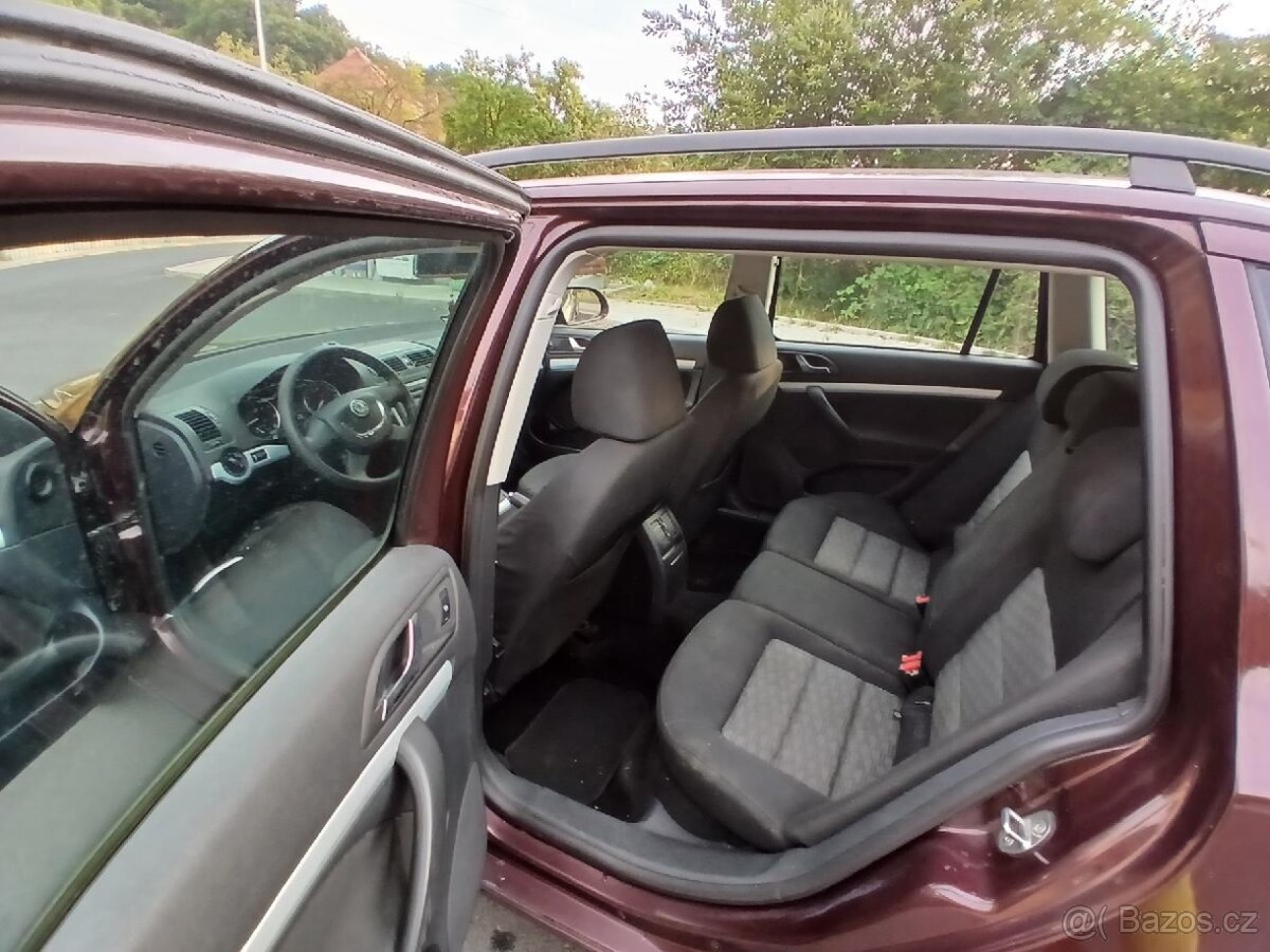 Š-OCTAVIA COMBI AMBIENTE 1.8TSI rok 2010 STK 7/2028 - 9