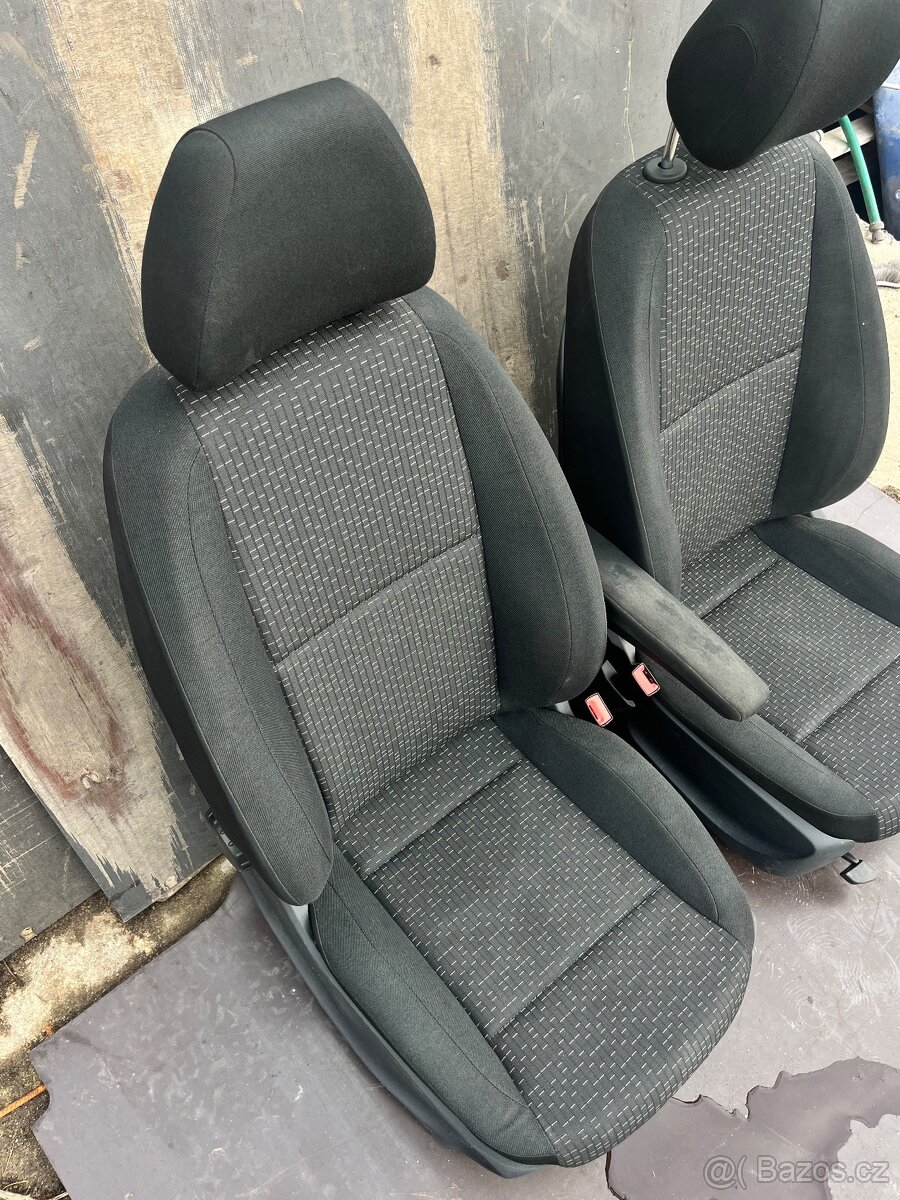 interiér Mercedes vito tourer 2021. - 9
