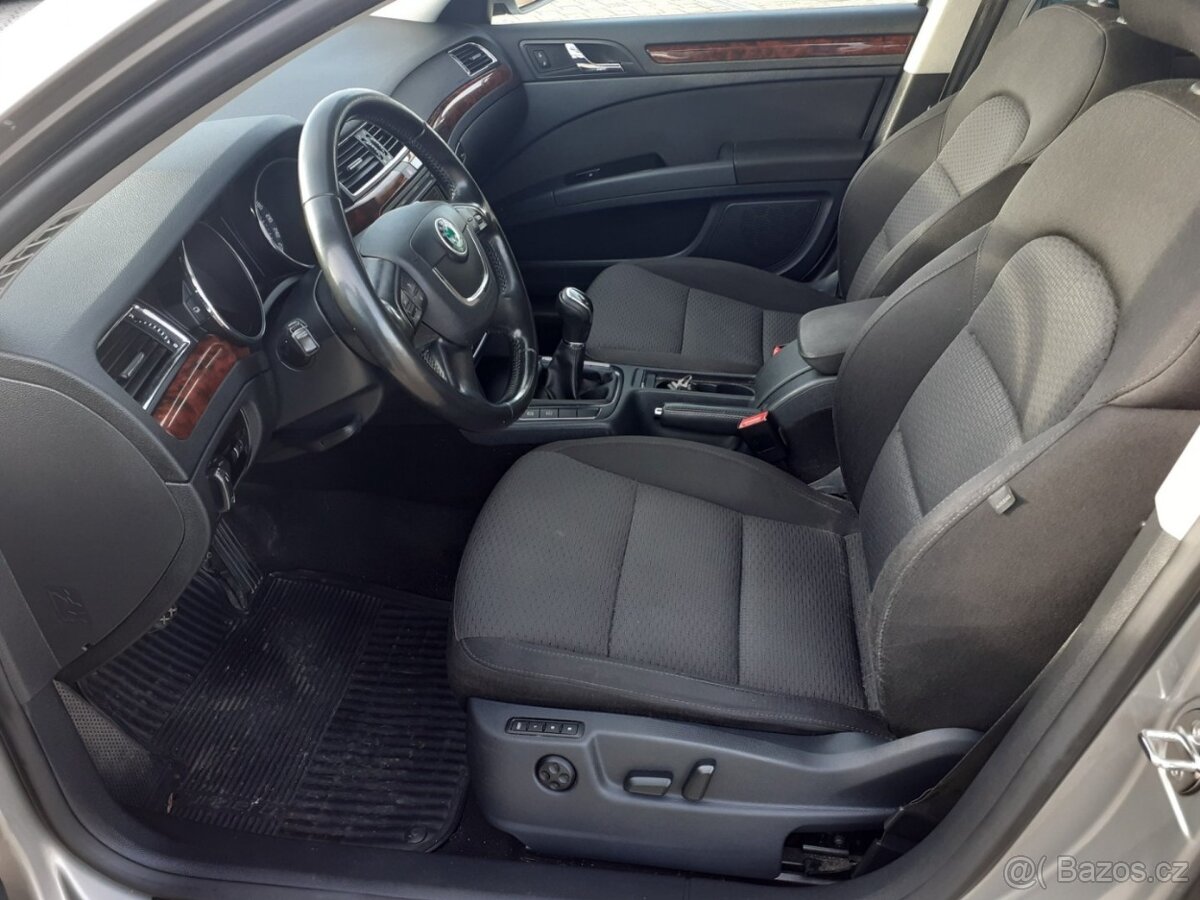 ŠKODA SUPERB II 2.0 TDi Elegance ODPOČET DPH - 9