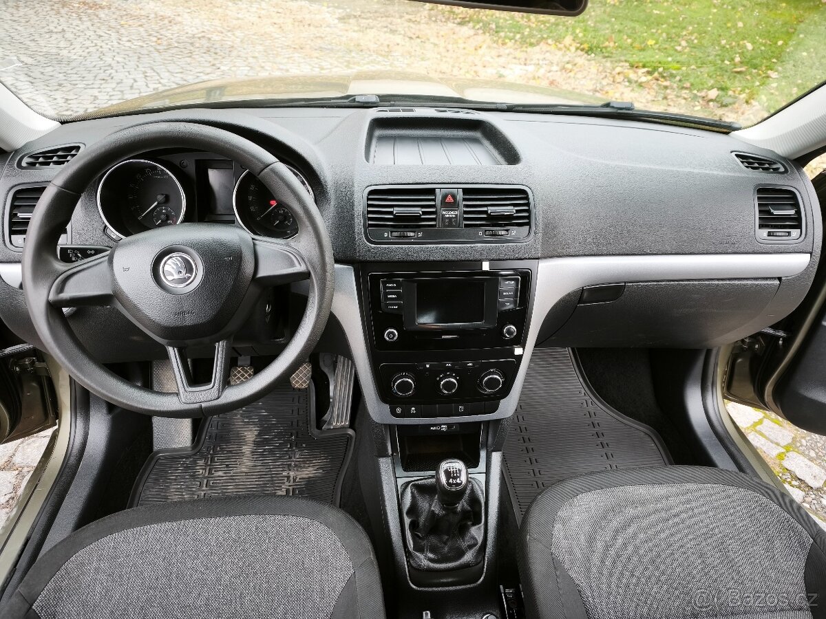 Škoda Yeti, 2.0 TDI, 4x4, nové v ČR, po 1. majiteli - 9