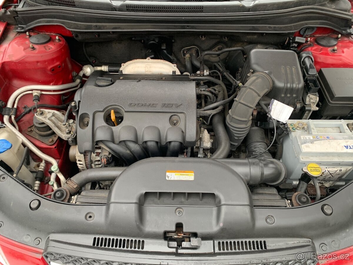 Kia Ceed 1.4 DOHC 80kw na díly - 9