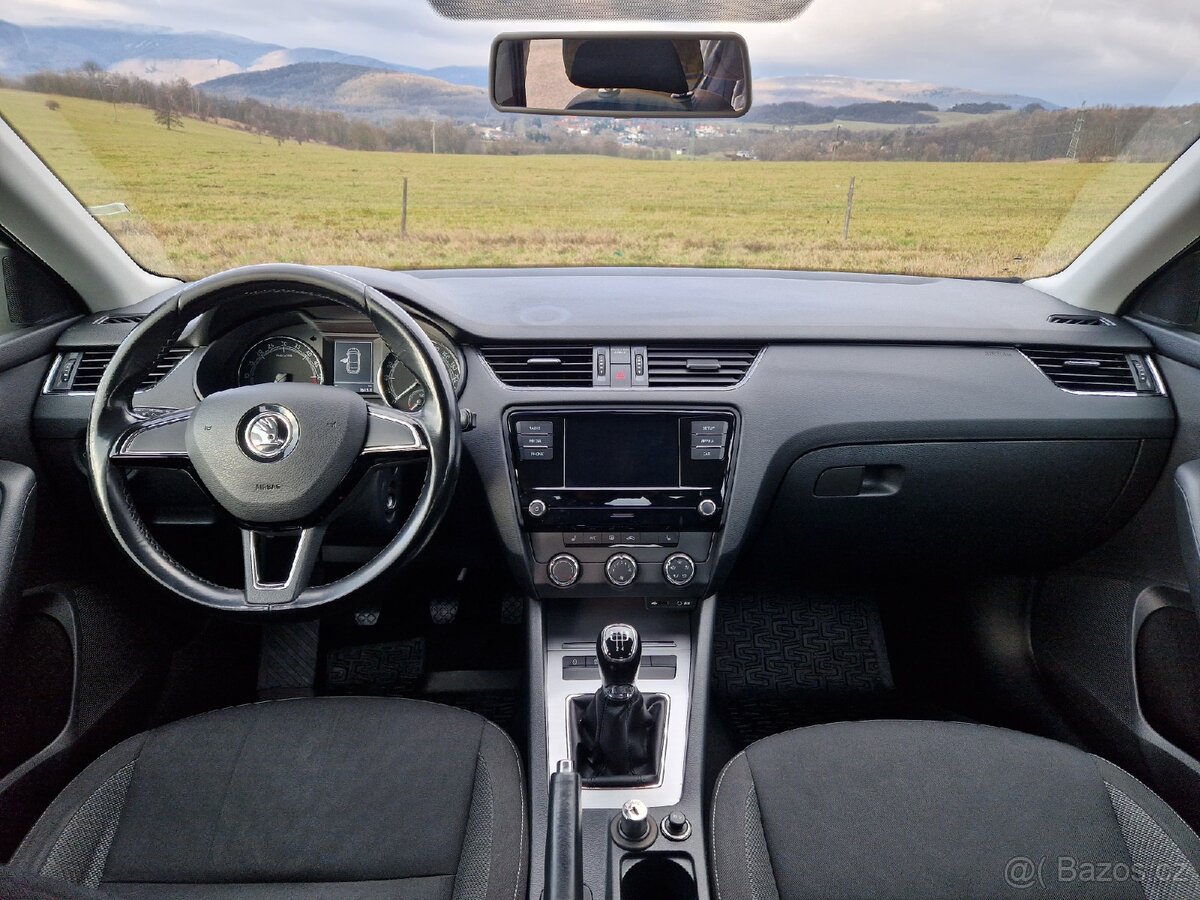 Škoda Octavia 3 1.6 TDI 85 kW - 9