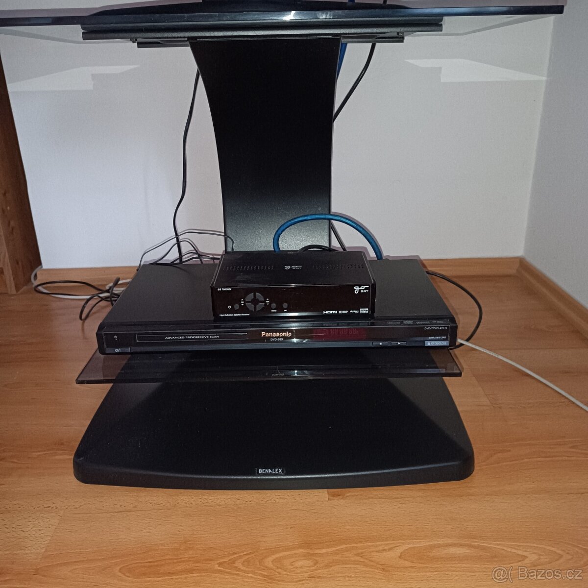 Televize Panasonic,setobox a DVD přehrávač +televizní stolek - 9