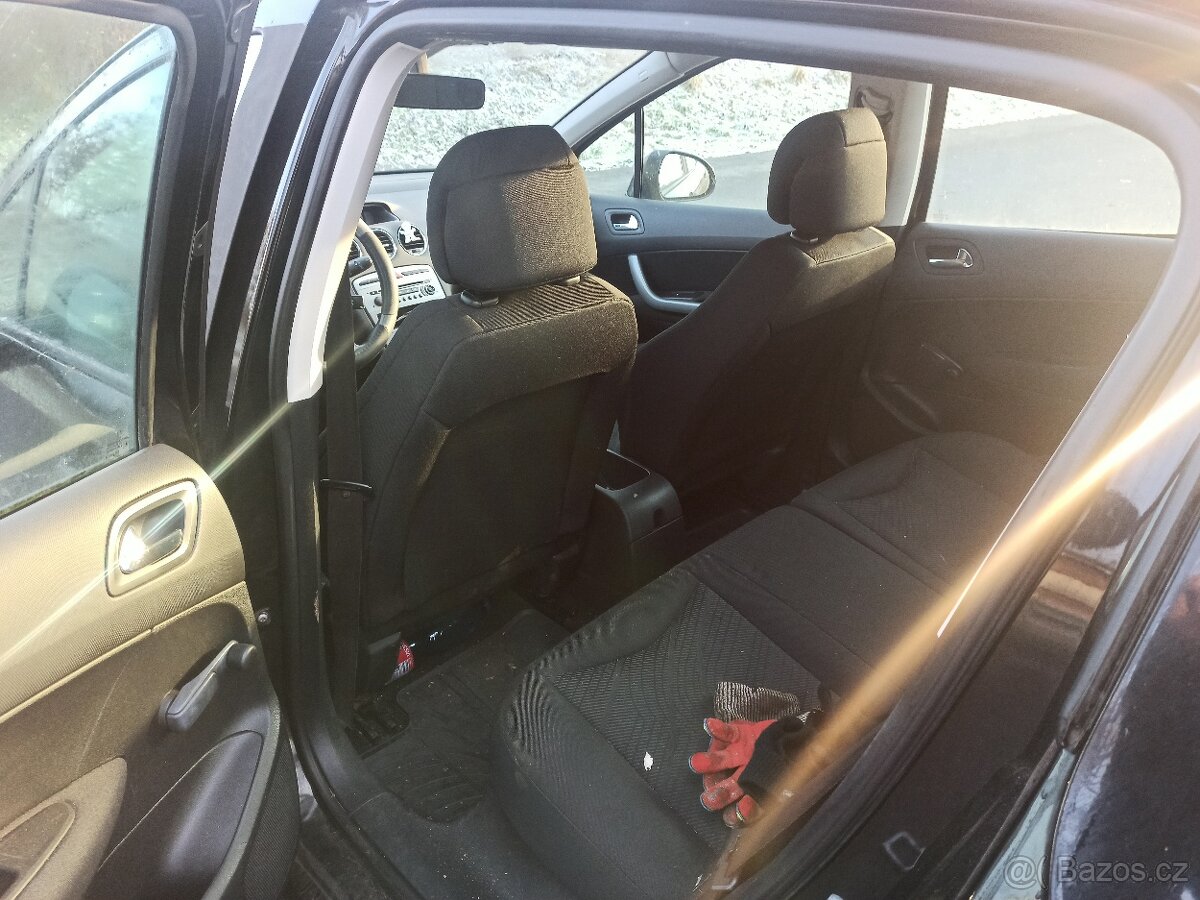 Peugeot 308 1.6HDI 66KW 2009 - 9