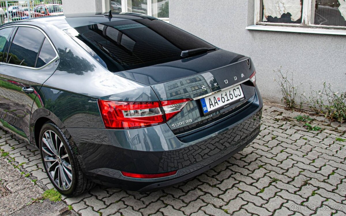 Škoda Superb 2.0 TDI SCR DSG - 9
