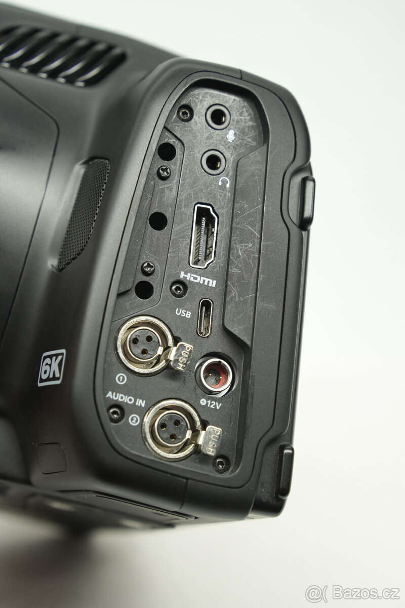 Blackmagic Pocket Cinema Camera 6k Pro / 256GB CFast / Sigma - 9