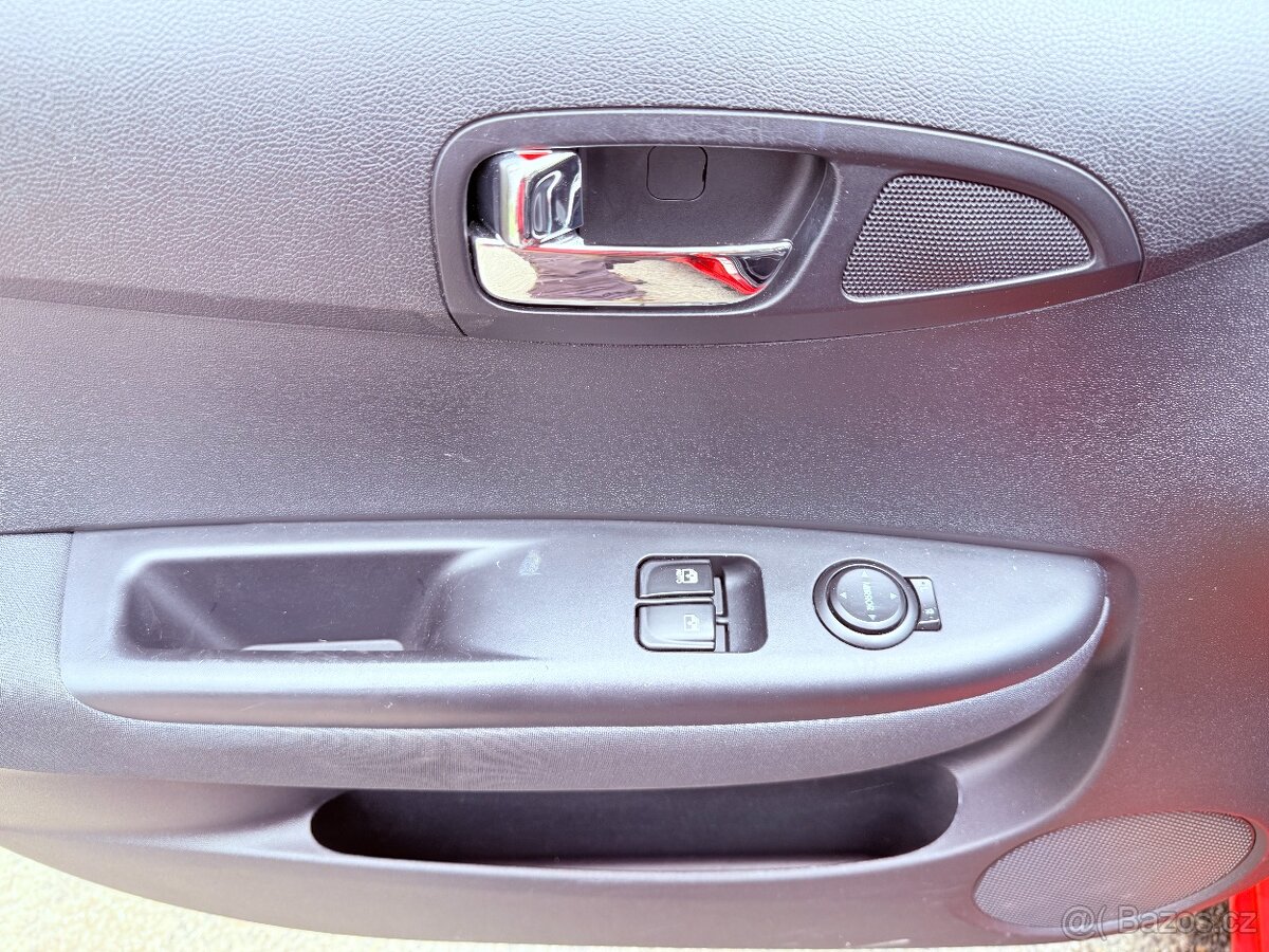 Hyundai I20 1.2i 2010 - 9