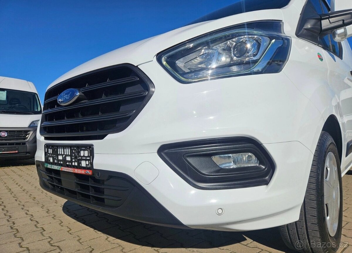 Ford Transit Cuatom L2H1 2.0TdCi 170hp - rok 2020 - 9