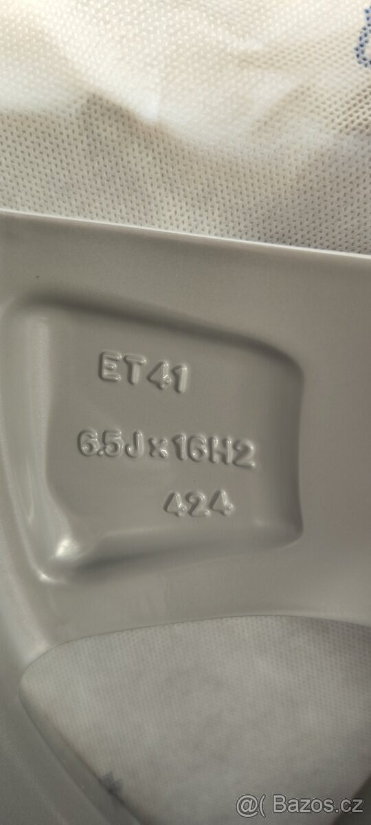 Škoda Superb III-ALU kolo ORION 6,5Jx16“ ET 41 original - 9