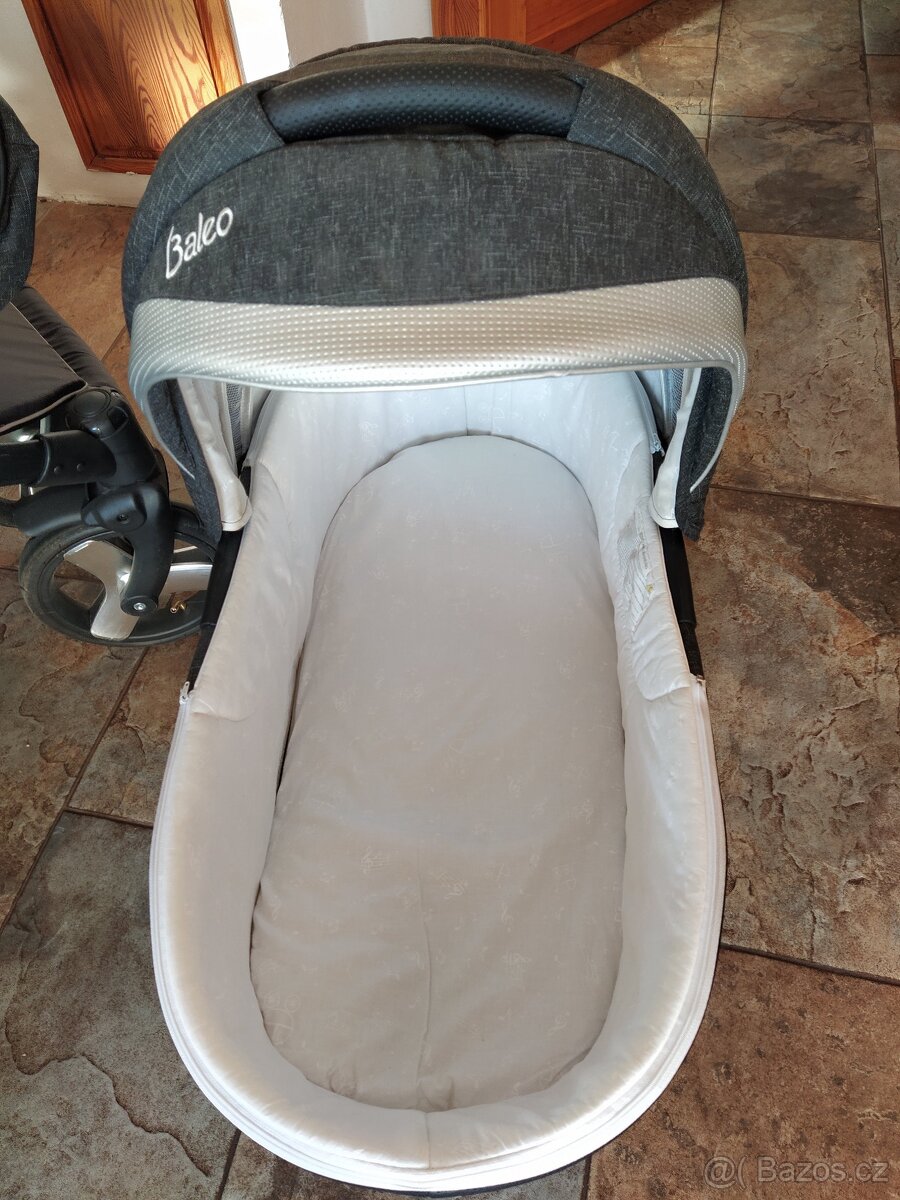 Kombinovaný dětský kočárek Camarelo Baleo - 9
