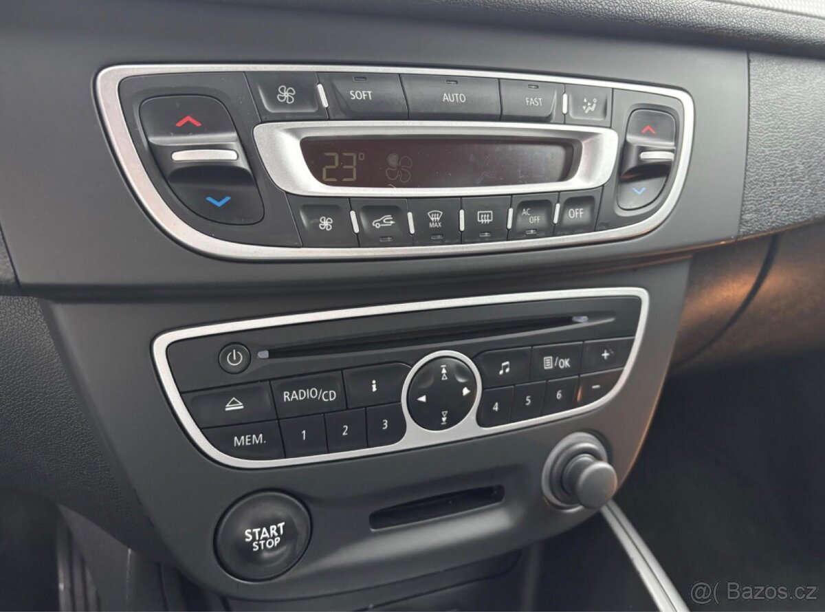 Renault Megane 2.0 TCe 132 kW Dynamique - BENZÍN - 9