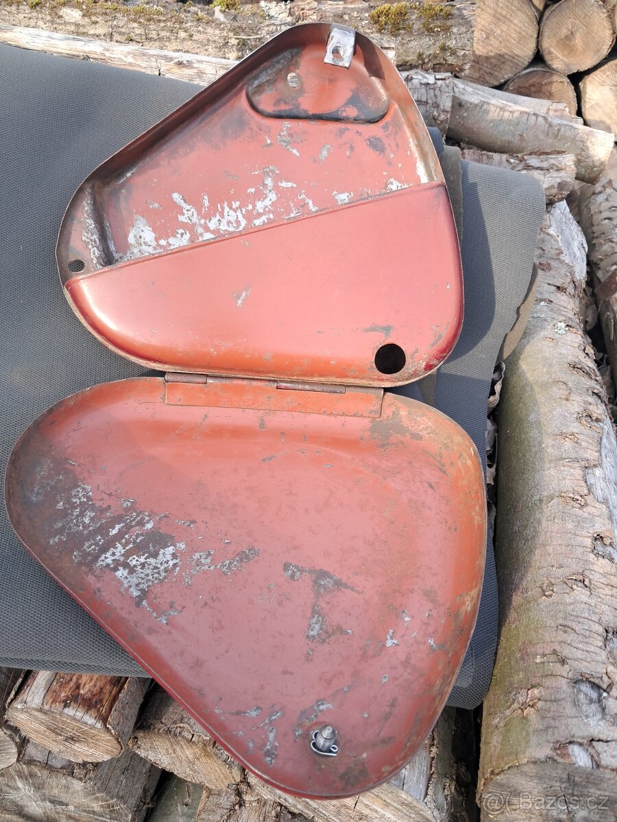 Jawa pérák - kastlík nářadí - 9