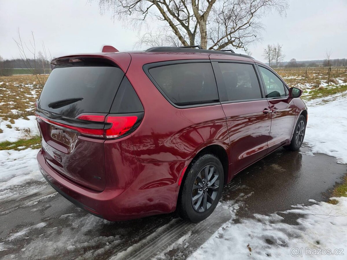 Chrysler Pacifica AWD 4X4 nový model záruka 1 rok - 9