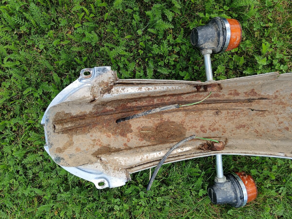 Zadní blatník Jawa ČZ kyvacka panelka 250 350 - 9