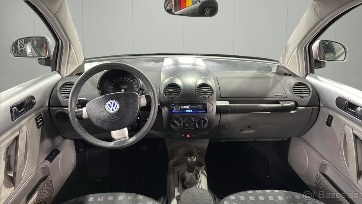 VW NEW BEETLE 2.0 i TOP STAV - 9