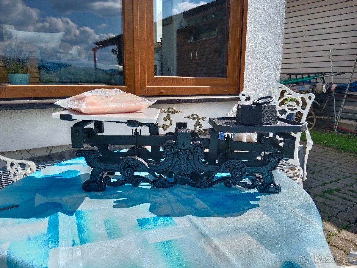 Váhy kupecké, černé, secesní - 9