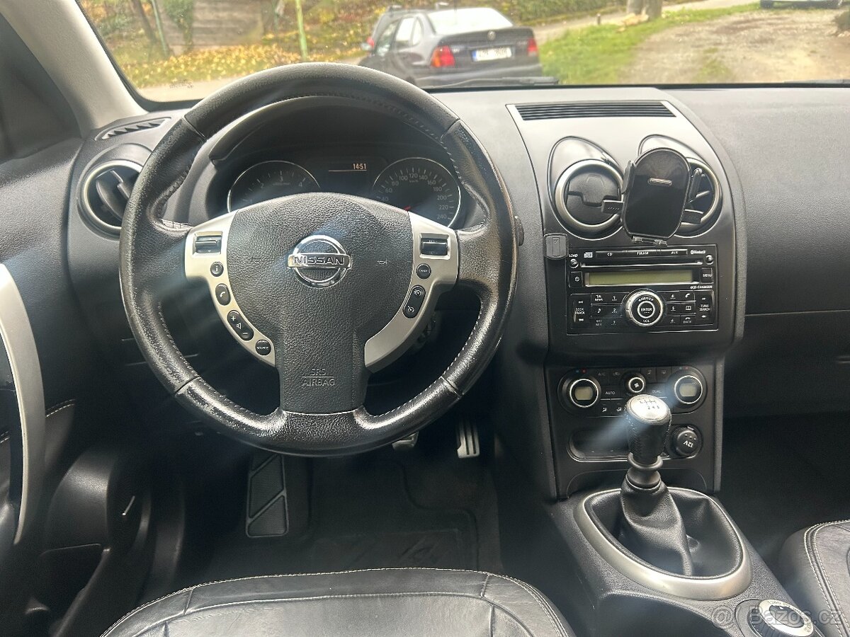 Nissan Qashqai 2.0 dCI - 9