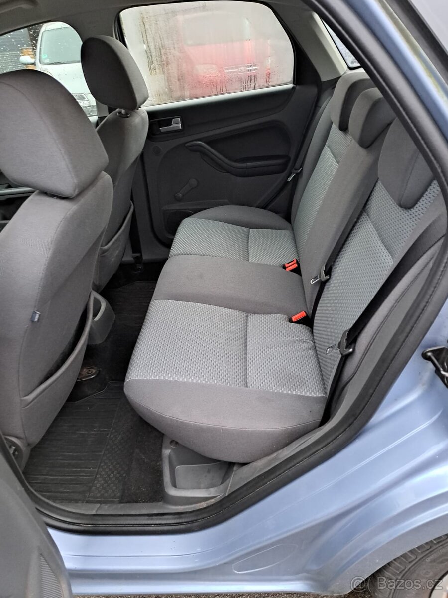 Ford Focus 1.4 benzín 59kW - 9