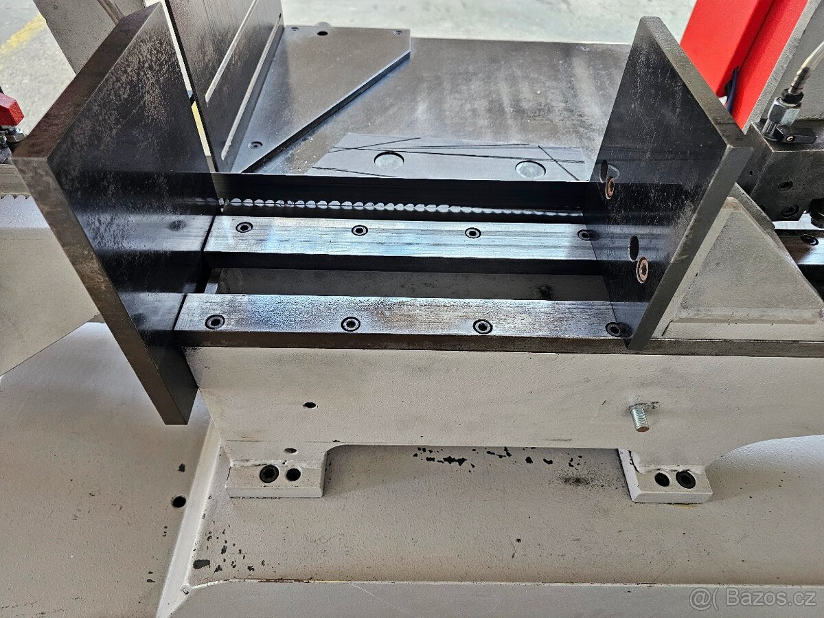 BOMAR STG 510.320 GM - PÁSOVÁ PILA NA KOV ČESKÉ VÝROBY - 9