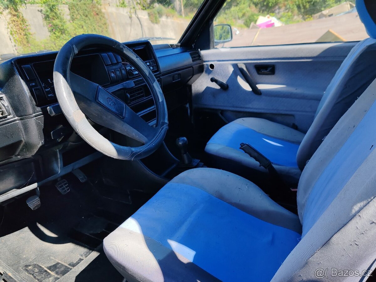 VW Volkswagen Golf 2 1.6 D-40kW 1988 4 kvalt - 9