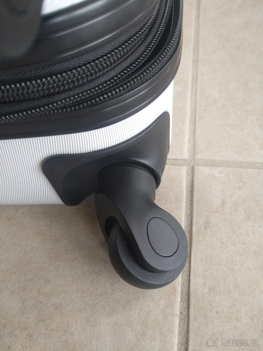 Calvin Klein - kabinové zavazadlo.. - 9