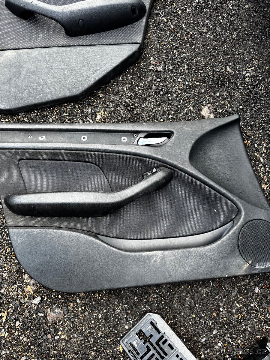 Bmw e46 sedan sport interiér - 9