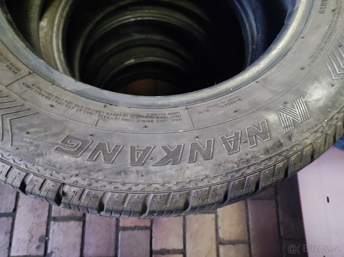 Nankang Snow 215/65/16 C 109/106R - 9