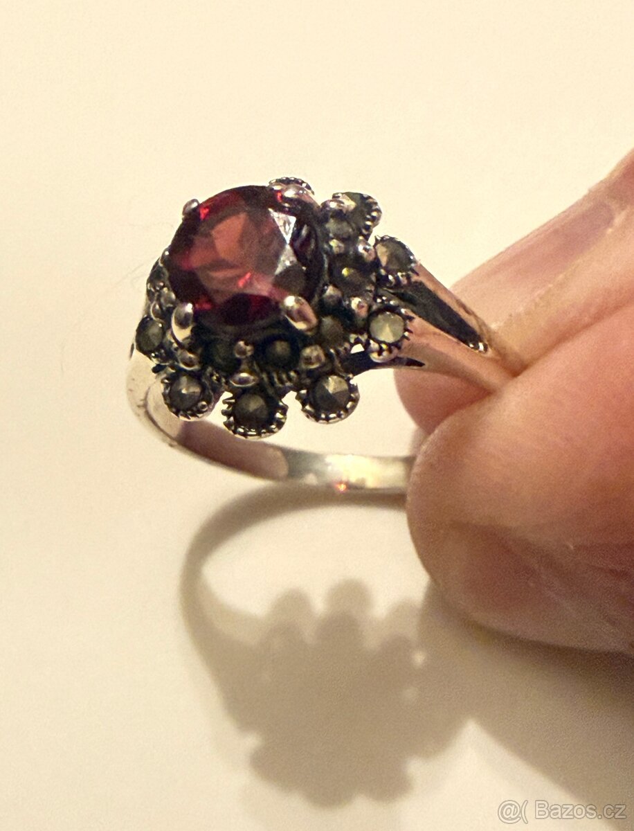 Stříbrný prsten přírodní granát, markazity - 9