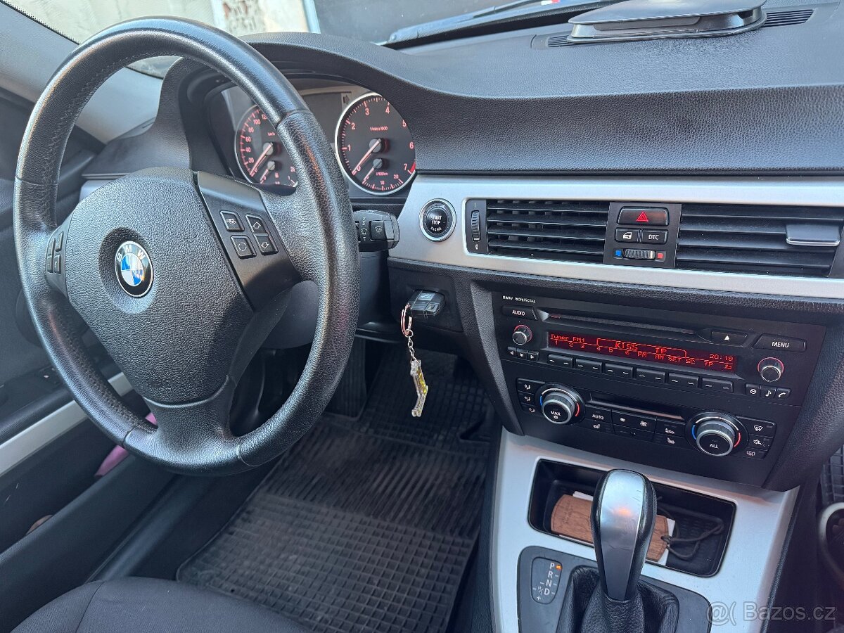 BMW e91 318i - 9