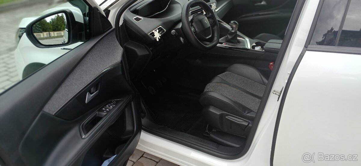 Prodám Peugeot 1.2 96 KW PureTech - 9