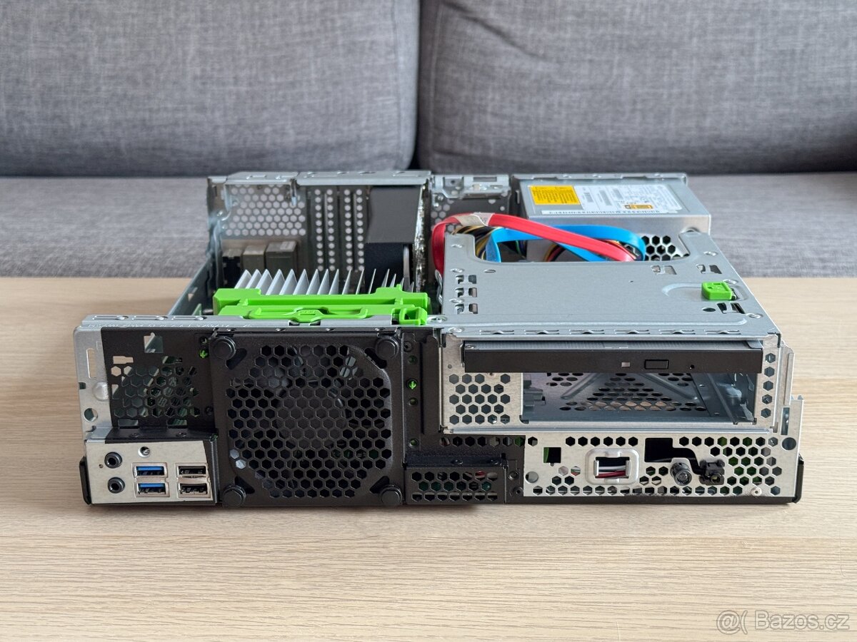 Fujitsu Esprimo D556 - i5-6400, 8GB RAM, 500GB, GTX745 - 9