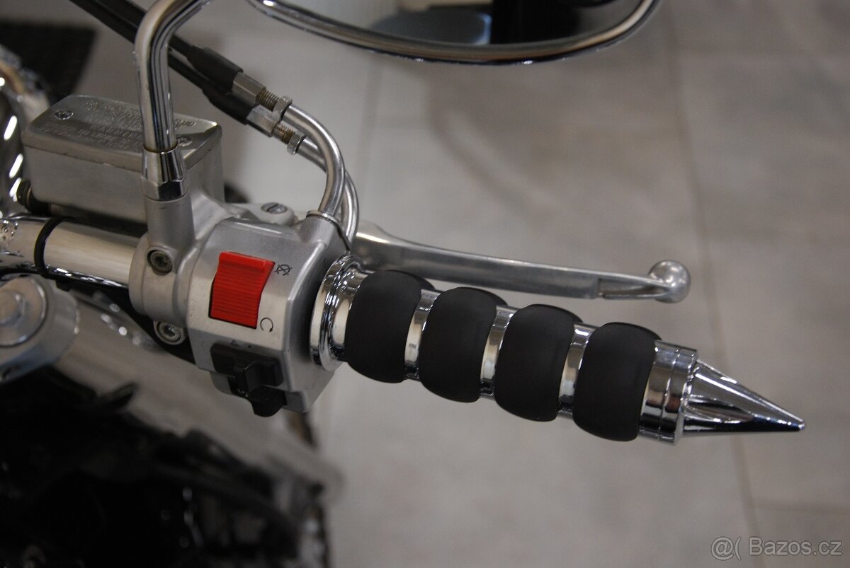 Suzuki VL 800 Intruder Volusia - hezký stav - 9