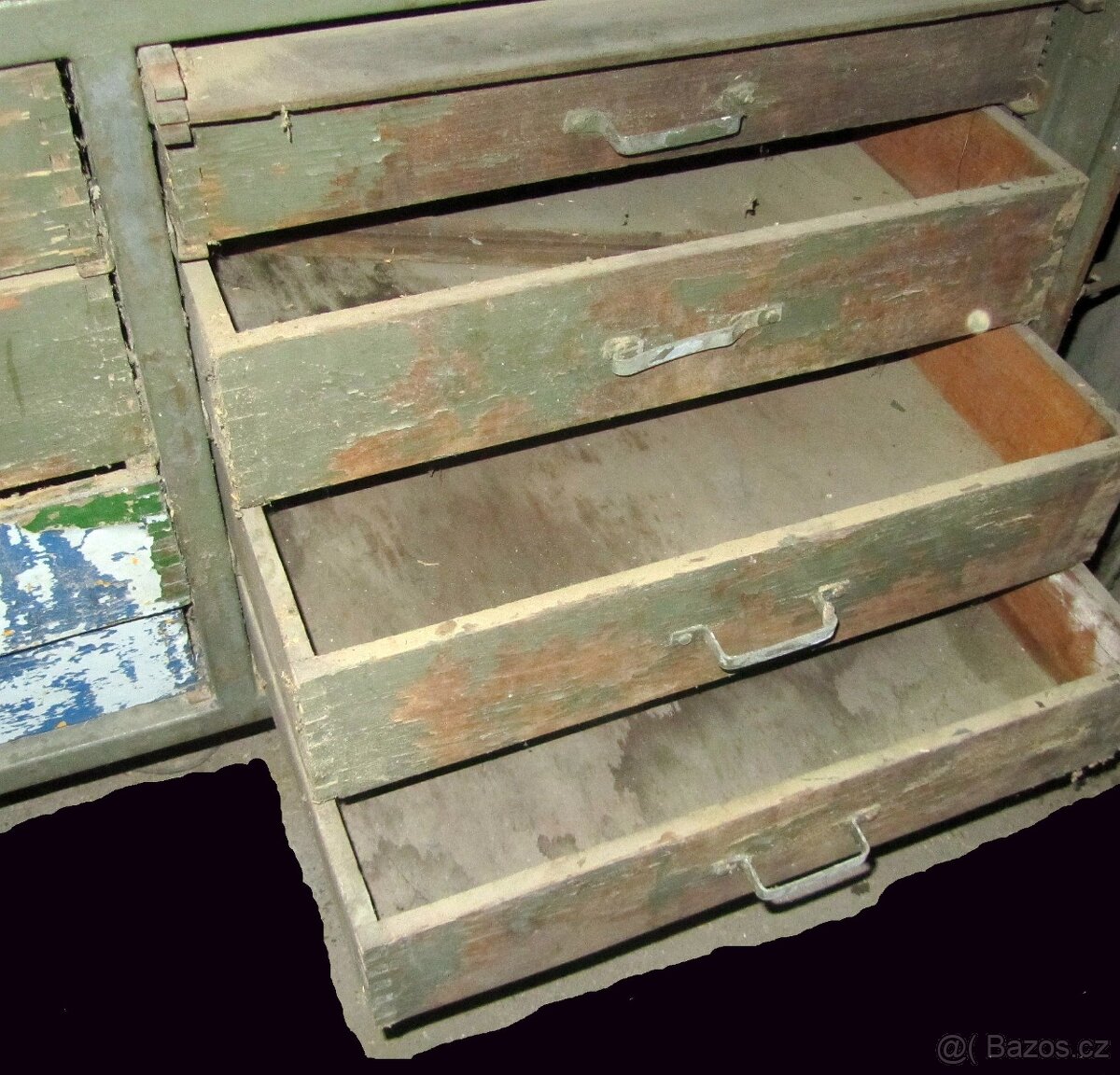 2 ponky armádní vojenské z pojízdné dílny a 5 beden. - 9