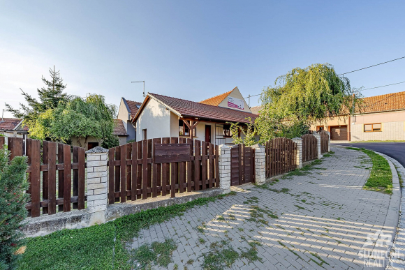 Pronájem bytu 1+kk, 27 m² v rodinném domě, Hluk - 9